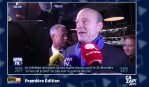 Alain Juppé chante à la sortie du débat des primaires de la droite