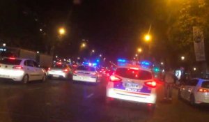 Manifestation surprise de policiers en pleine nuit à Paris