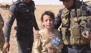 La joie d'une fille irakienne après sa libération de daech