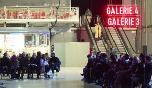 Haute couture: la mode radicale de Vetements défile à Paris