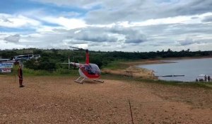 Un hélicoptère se crashe dans un fleuve