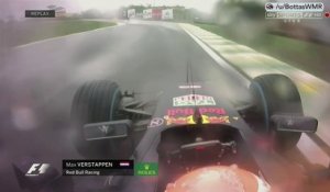 Max Verstappen en drift maitrisé pour éviter le crash