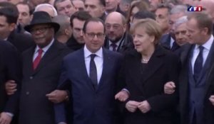 De l'investiture au renoncement, le quinquennat Hollande en dix images
