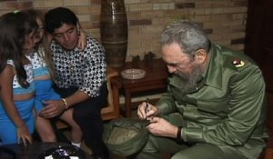 "Je me sens Cubain", dit Maradona, à Cuba