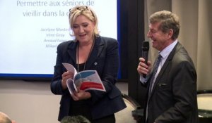 Santé: Fillon donne la "nausée" à Marine Le Pen