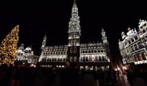 La Grand-Place de Bruxelles dans le noir