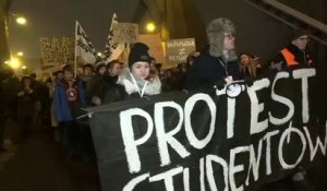 Pologne: manifestations étudiantes contre le gouvernement