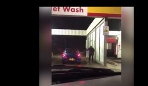 Laver sa voiture pendant qu’il gèle n’est pas une bonne idée