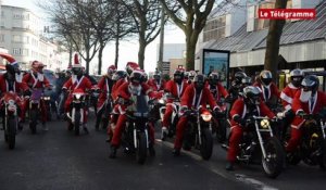 Brest. Manifestation de Pères Noël motards