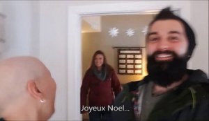 Elle pense faire une vidéo de Noël pour sa fille absente mais son cadeau est en avance! Quelle surprise...