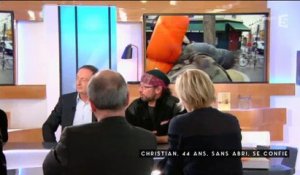 Anne-Sophie Lapix reçoit Christian, un SDF dans "C à vous" : "Le 115, c'est pire qu'un chenil" - Regardez