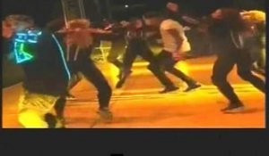 KORA 2012: Chris Brown en prestation au stade Felix Houphouet Boigny d'Abidjan