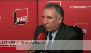 François Bayrou répond aux questions de Patrick Cohen