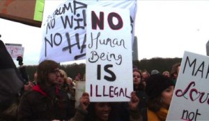 Pays-Bas: 2.000 personnes manifestent contre Trump à La Haye