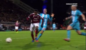 L'INCROYABLE penalty non sifflé pour Metz !