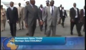 Les émissaires de la CEDEAO recontrent le President Malien par interim Dioconda à Paris