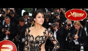 Cannes 2015 - Michelle Rodriguez caliente pour la montée des marches du Festival