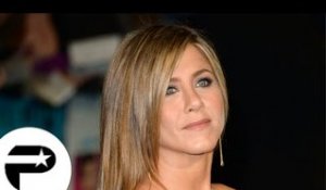 Jennifer Aniston pétillante à la première de "Comment tuer son boss 2"
