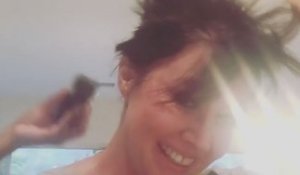 Cancer : Shannen Doherty "riait à travers ses larmes" le jour où elle a rasé ses cheveux