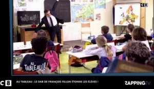 Au Tableau : François Fillon tente un DAB, Twitter adore