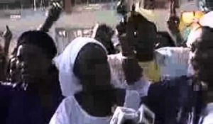 Les Partisans de Me Ousmane Ngom  protestent contre son interpellation