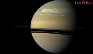 La sonde spatiale Cassini amorce sa descente finale sur Saturne