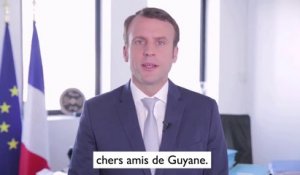 Emmanuel Macron réagit à son erreur sur la Guyane