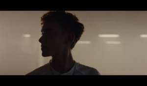 Olly Alexander (Years & Years) - Take Shelter