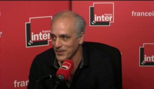 Philippe Poutou : Nous combattons l’identité nationale, nous voulons parler de l’identité sociale