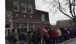 French Voters in Montreal Queue Around the Corner to Cast Ballot