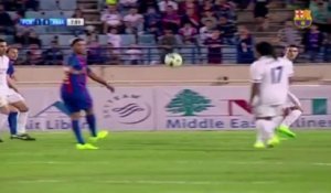 La passe aveugle magique de Ronaldinho avec le Barça