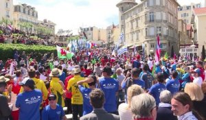 Surf : défilé à Biarritz pour ouvrir les Mondiaux