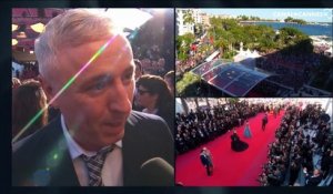 Robin Campillo "Je me laisse envahir par mes acteurs" - Montée des marches - Festival de Cannes 2017