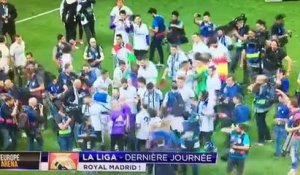 L'énorme ovation des joueurs du Real envers Zidane !