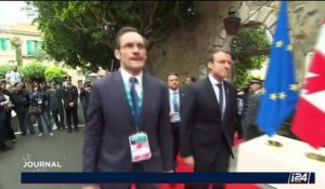 Diplomatie: Emmanuel Macron reçoit Vladimir Poutine lundi à Versailles