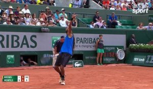 Roland-Garros 2017 : Quand Gaël Monfils rencontre Justin Brown... Voilà ce que ça donne ! (6-3, 4-3)