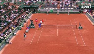 Roland-Garros 2017 : L'énorme frustration de Del Potro après la perte du premier set contre Murray (7-6)