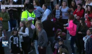 Lors du grand concert à Manchester, ce policier danse avec le public