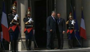 Macron ne "reconnaîtra pas l'annexion de la Crimée"