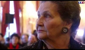 Simone Veil décédée : Sa dernière apparition publique en 2013 au côté de Bruno Le Maire (vidéo)