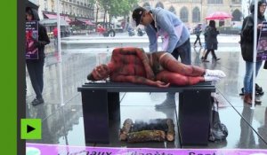 Sur le grill : action choc de militants vegan qui parodient un «barbecue macabre»