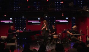 Carla Bruni - Enjoy The Silence (LIVE) Le Grand Studio RTL