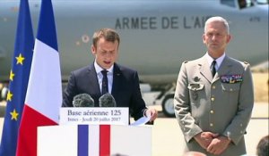 "Aucun budget autre que celui des armées ne sera augmenté" en 2018, prévient Emmanuel Macron