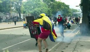 Venezuela: l'opposition défile pour une cour suprême parallèle