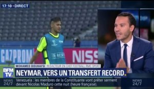 Neymar au PSG: "Attendu demain à Paris. La tendance est à une présentation samedi avant PSG-Amiens au Parc des Princes"
