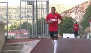 Football - Le journal des transferts - Mbappé souhaiterait quitter l'AS Monaco