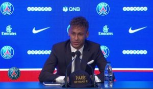 Foot - PSG : Neymar «J'ai été très heureux à Barcelone»