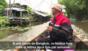 En Thaïlande, les derniers postiers à bateau