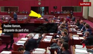 Une sénatrice en burqa au parlement australien
