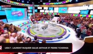 Laurent Ruquier salue Arthur et Pierre Tchernia pour la première des "Enfants de la Télé" (vidéo)